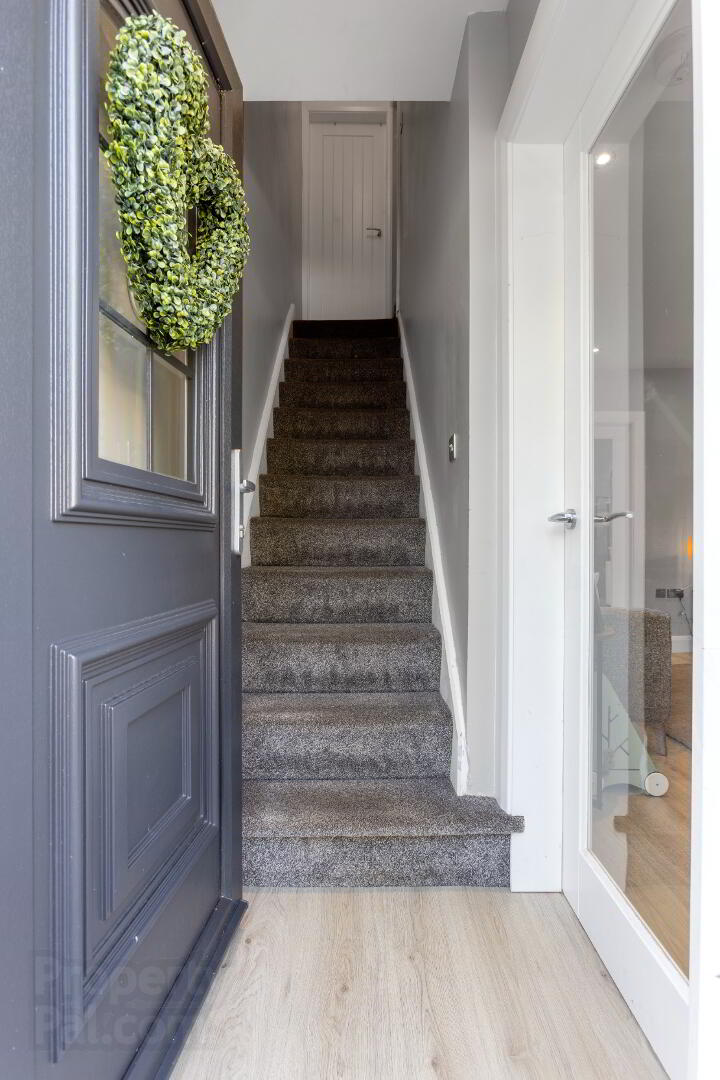 17 Knockan Terrace 3 of 19