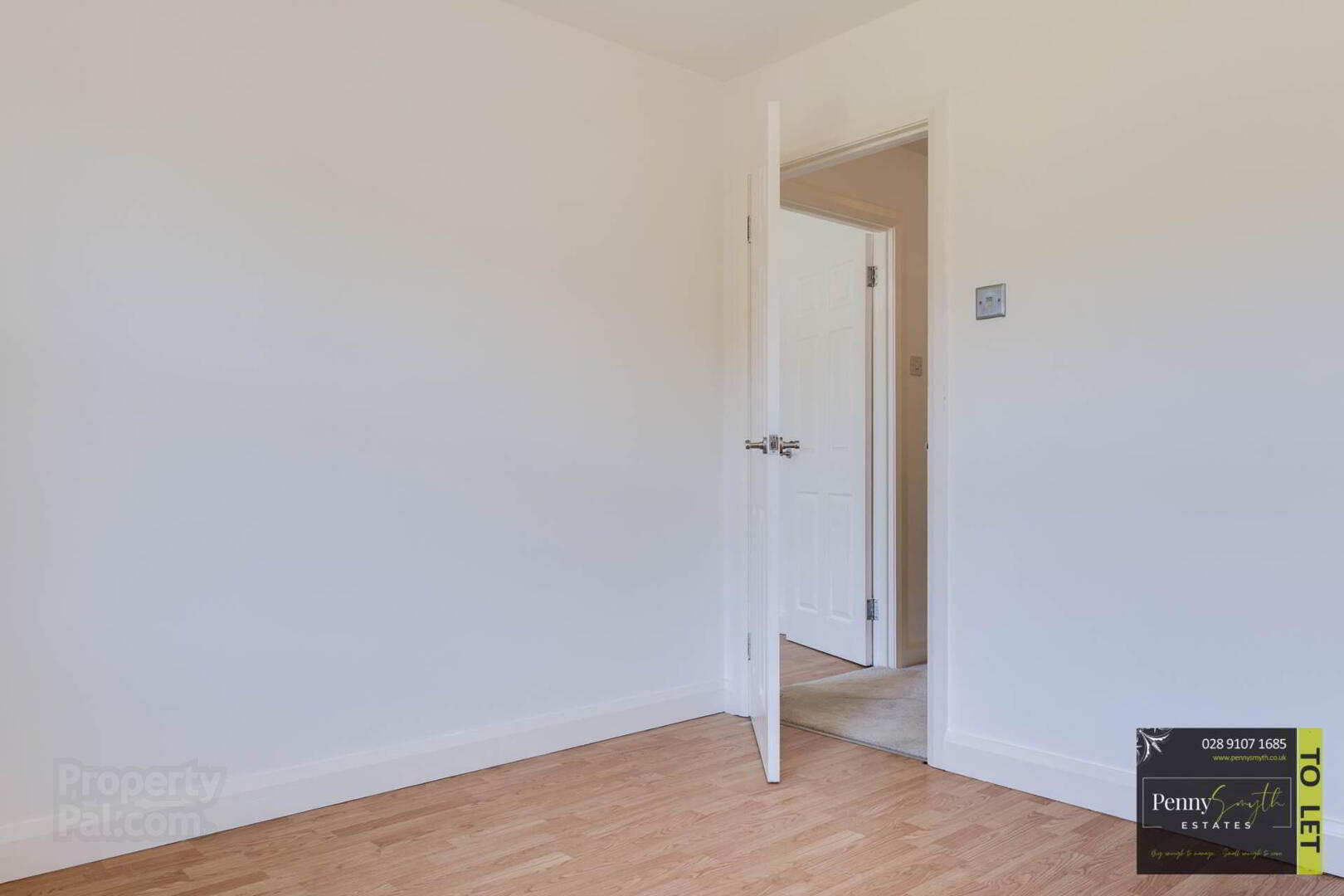 31 Regency Square 26 of 38