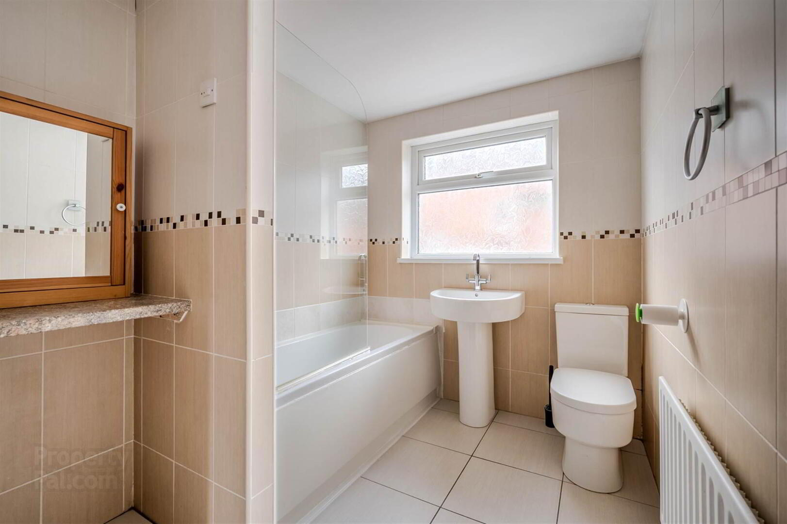 57 Downshire Road 11 of 18