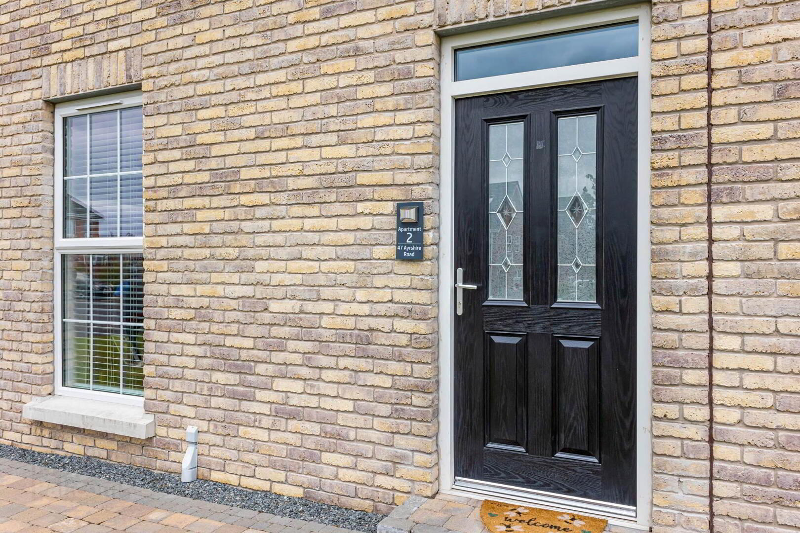Apt 2, 47 Ayrshire Road 3 of 17