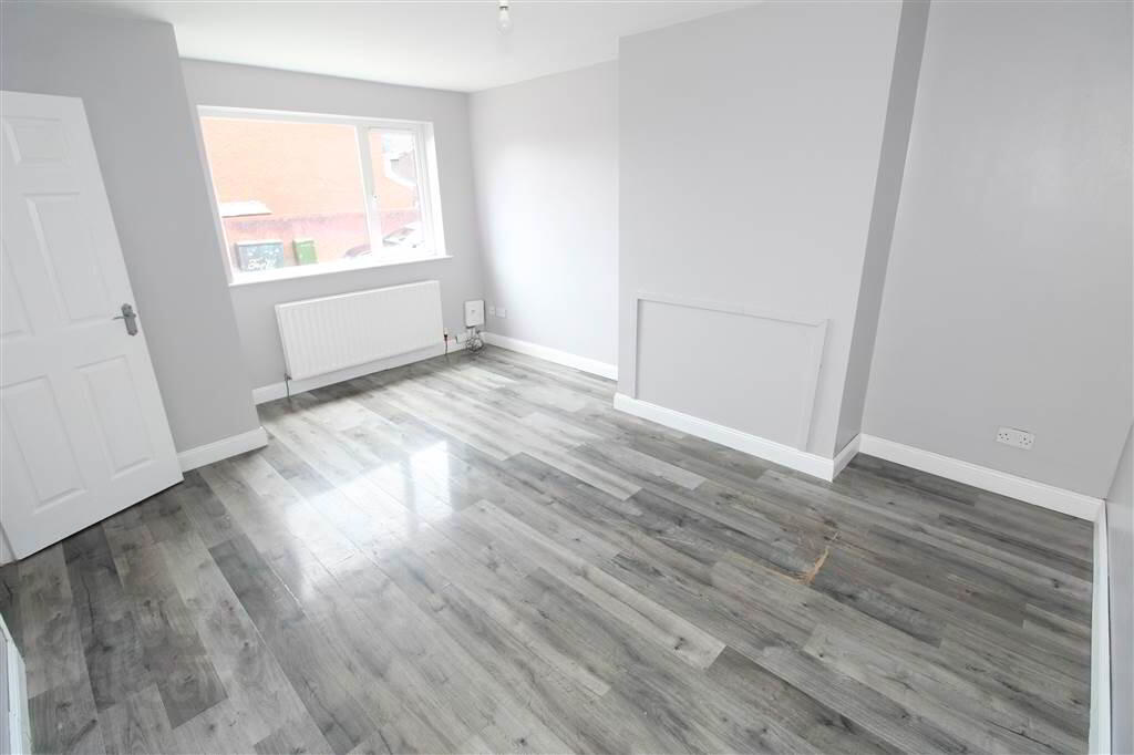 5 Canmore Street 5 of 13