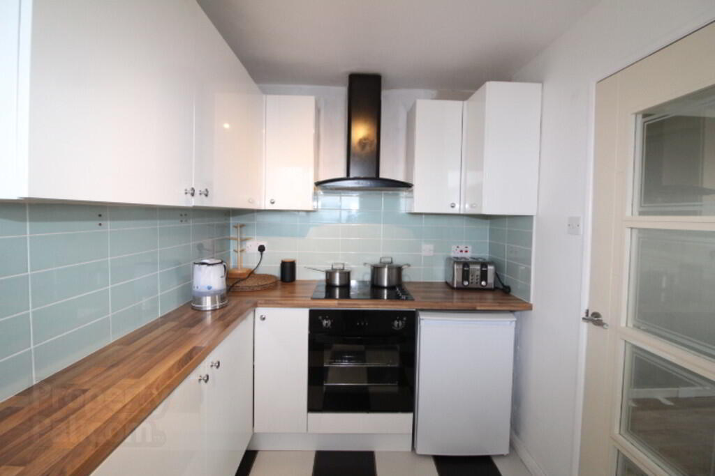 7d Beechwood House 7 of 15