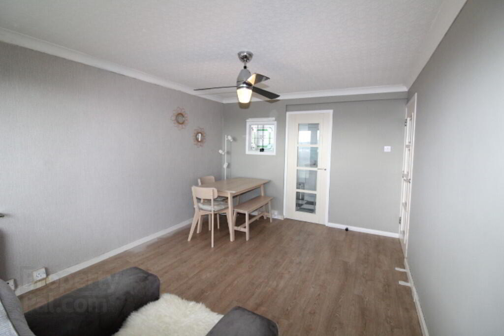 7d Beechwood House 4 of 15