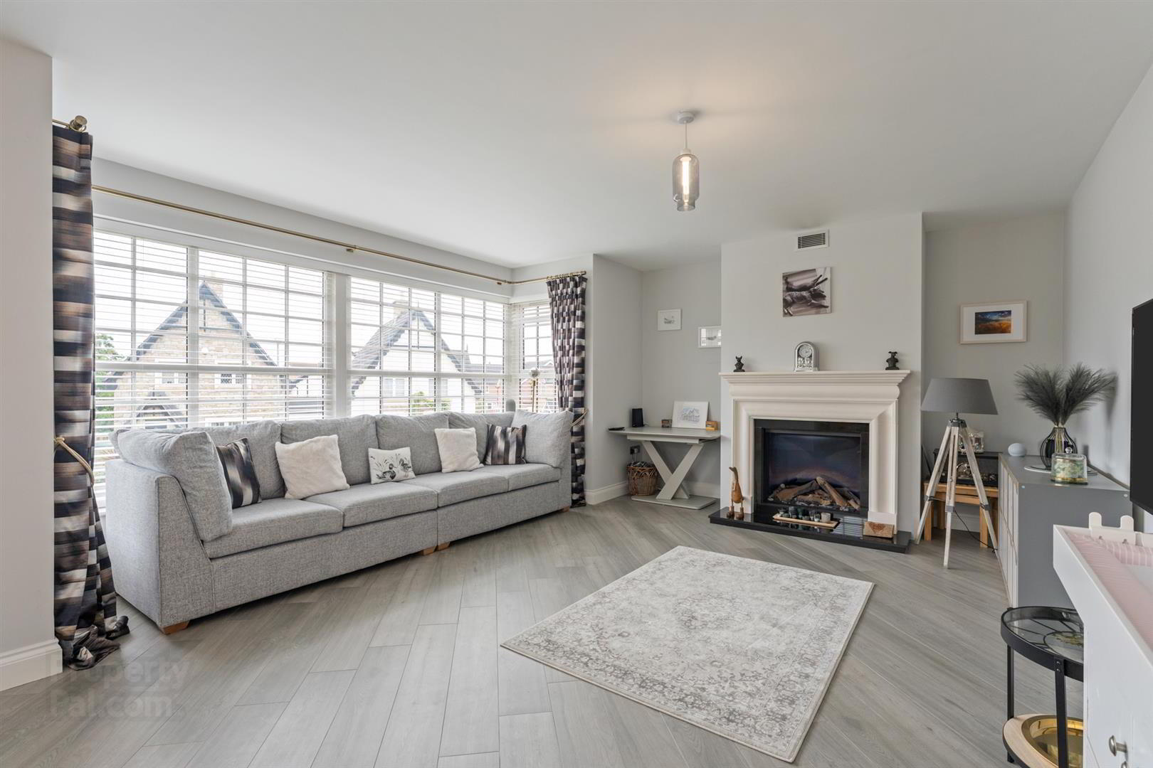7 Tullynagardy Avenue 6 of 26