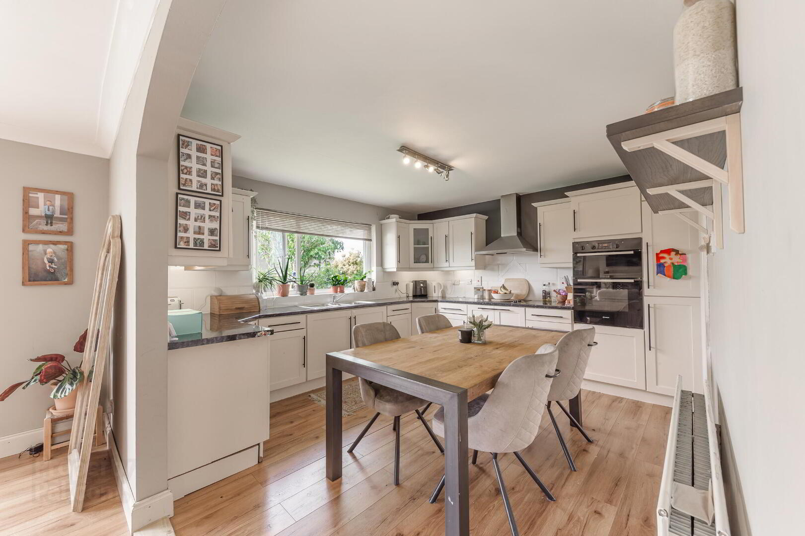 54 Lisbane Road 16 of 36