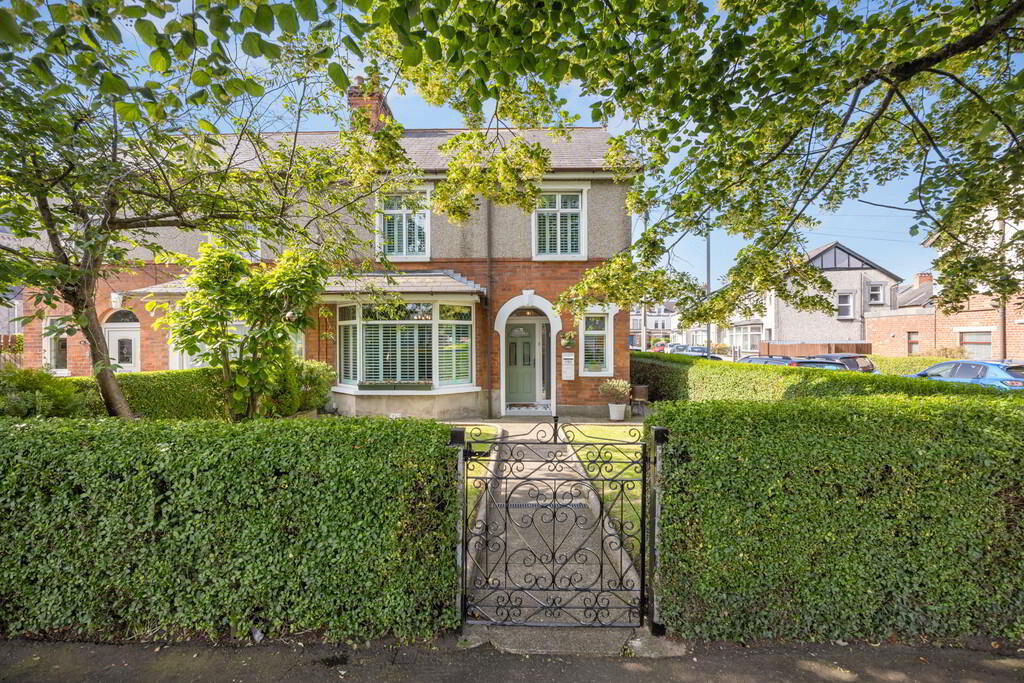 183 Upper Newtownards Road 1 of 31