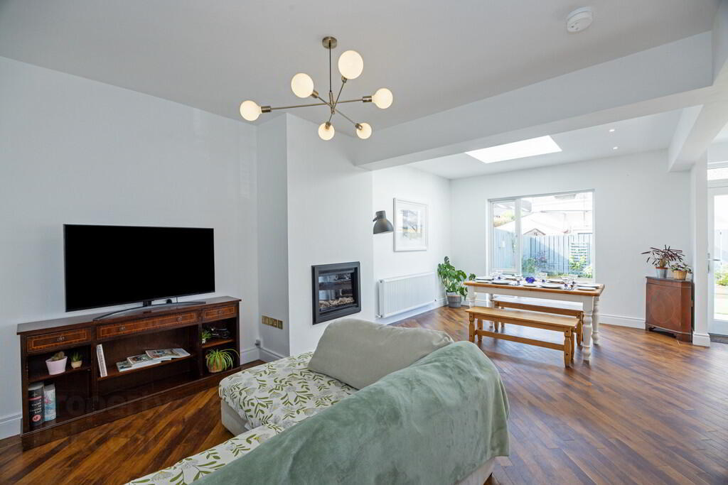 183 Upper Newtownards Road 8 of 31