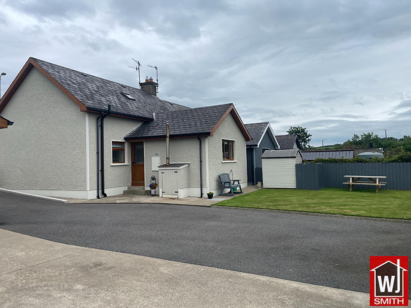 8 Douglas Road 37 of 43