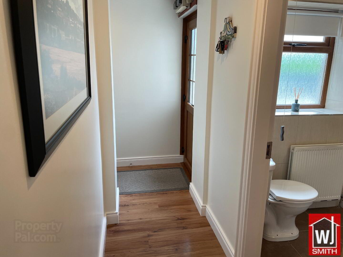 8 Douglas Road 17 of 43