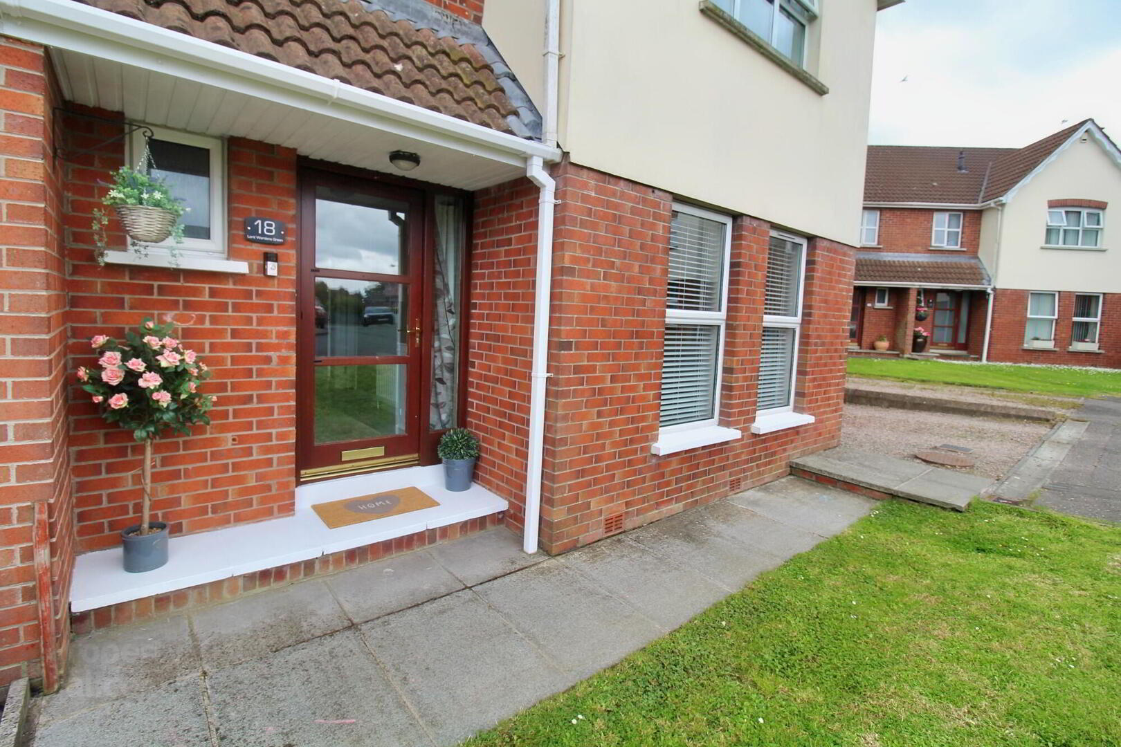property description image