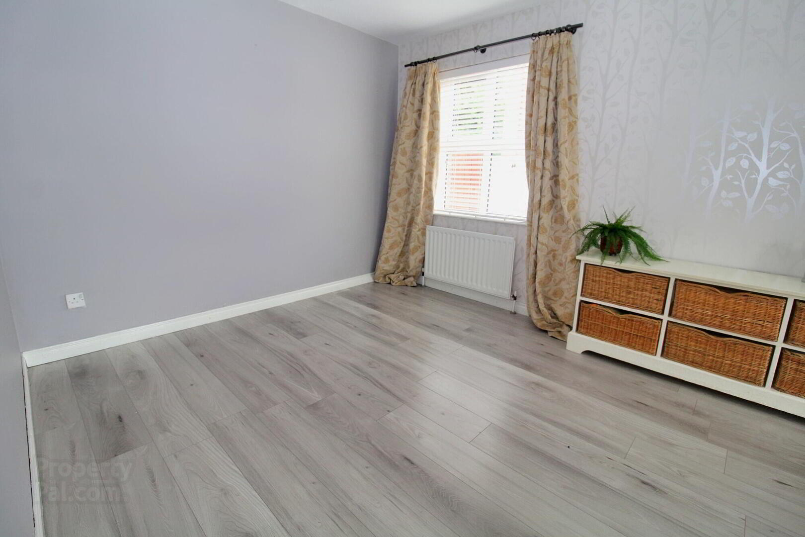 18 Lord Wardens Green 10 of 20