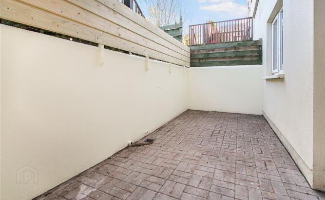 2a Willow Court 10 of 11