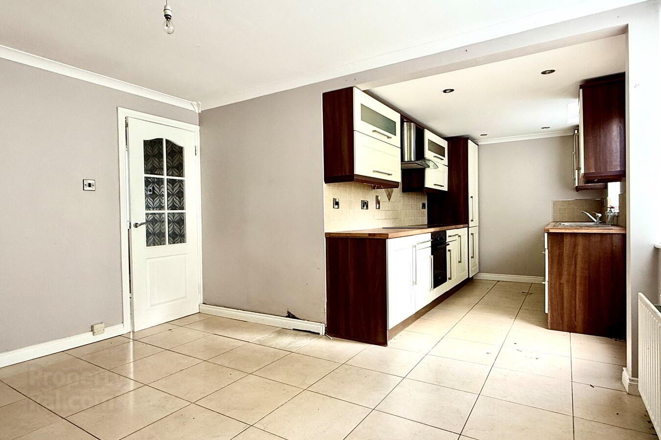 24 Rosemount Avenue 8 of 18