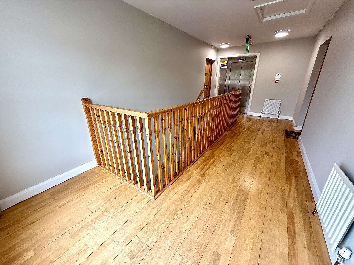 38 Waterfoot Park 8 of 36