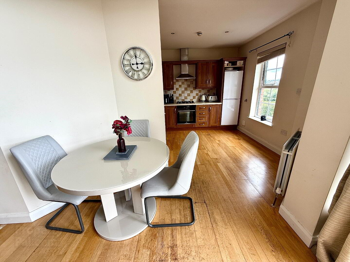 38 Waterfoot Park 16 of 36