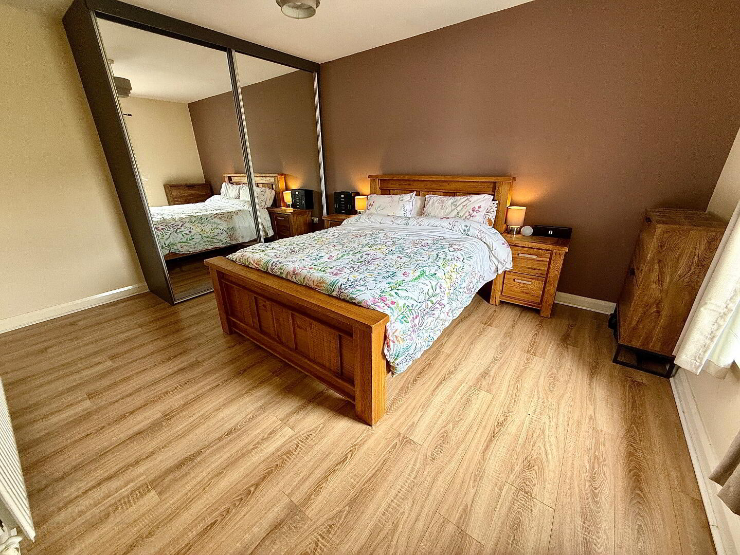 38 Waterfoot Park 23 of 36