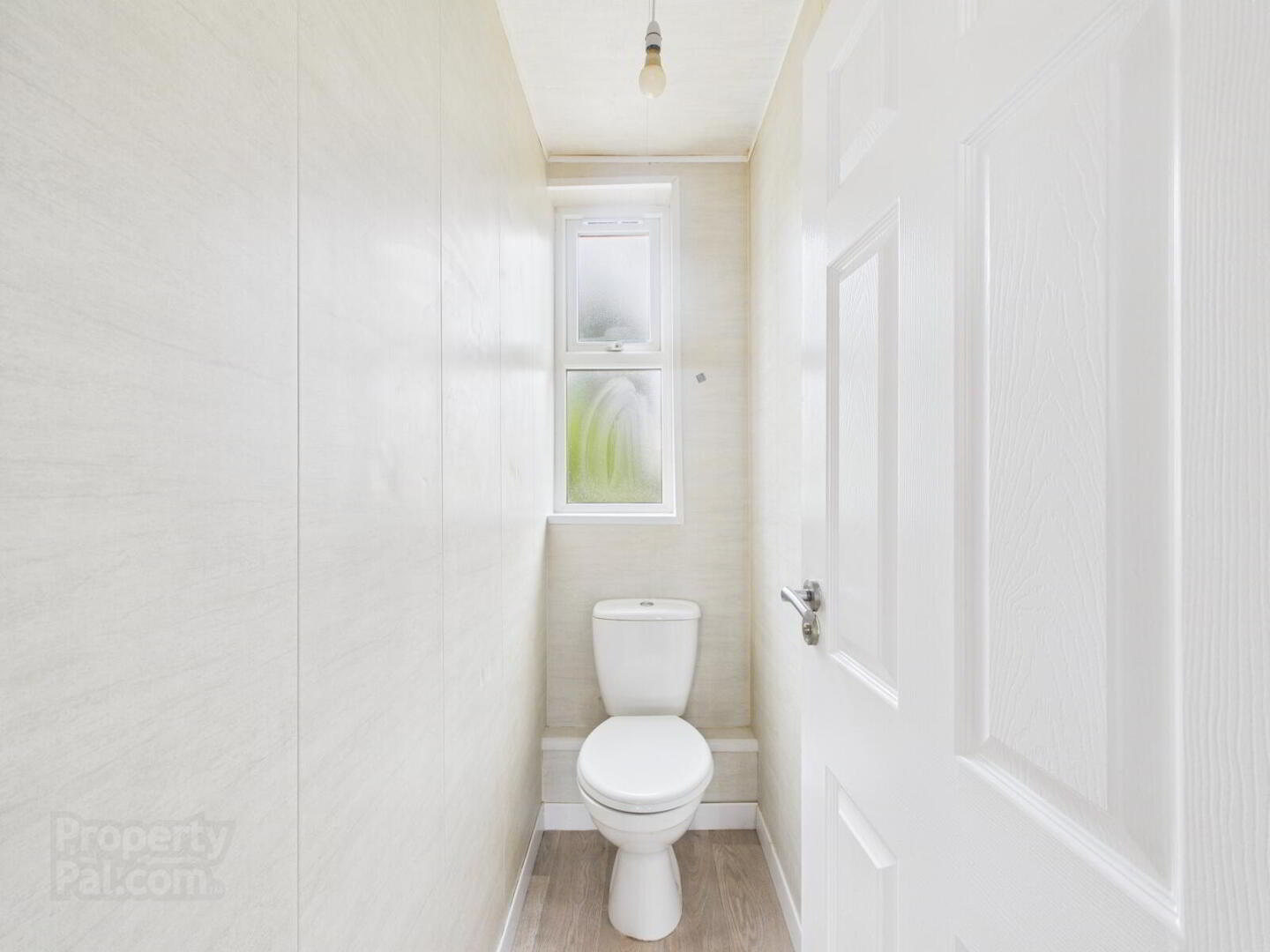 26b Abbots Cross, Newtownabbey 11 of 15