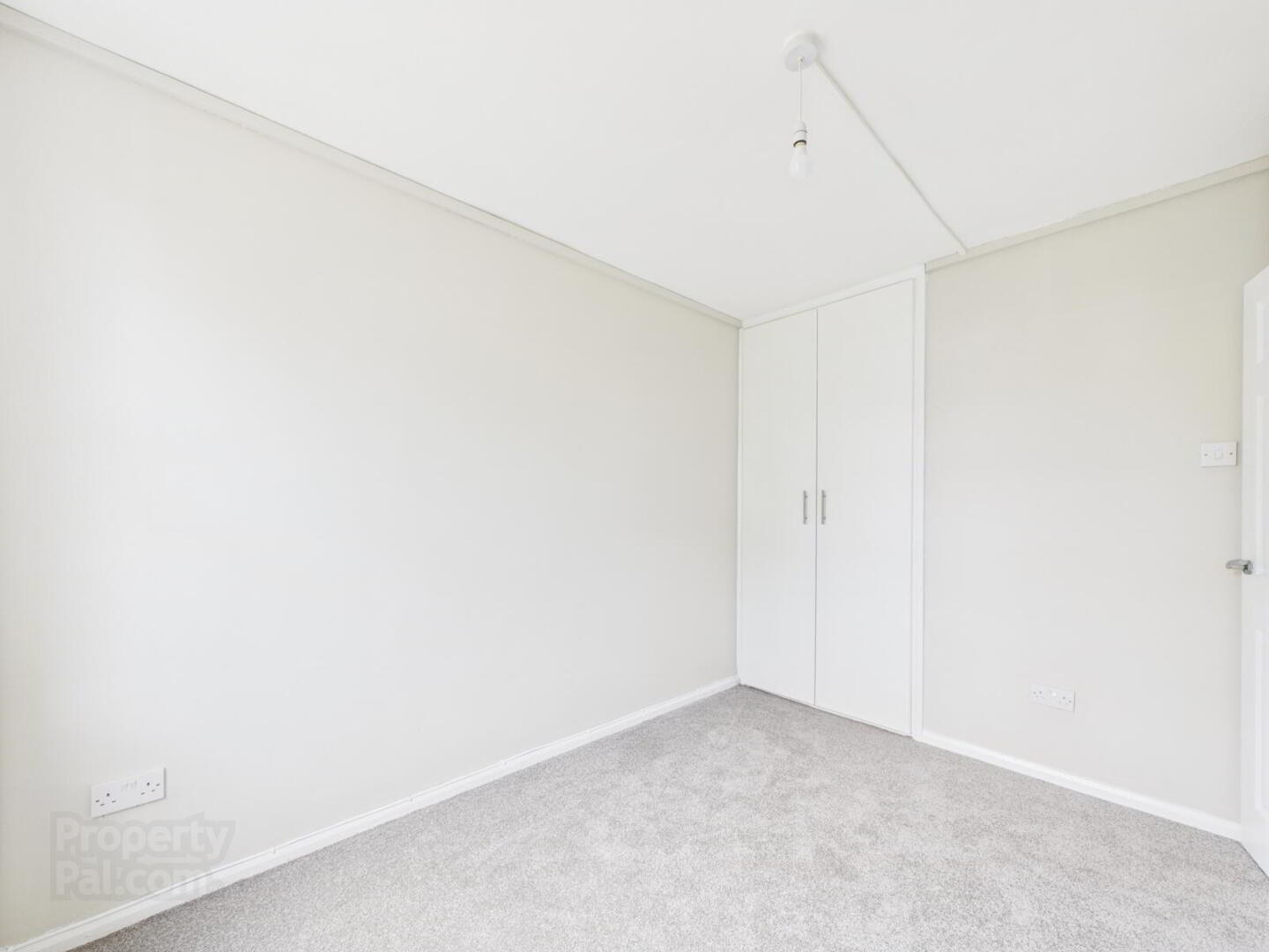 26b Abbots Cross, Newtownabbey 13 of 15