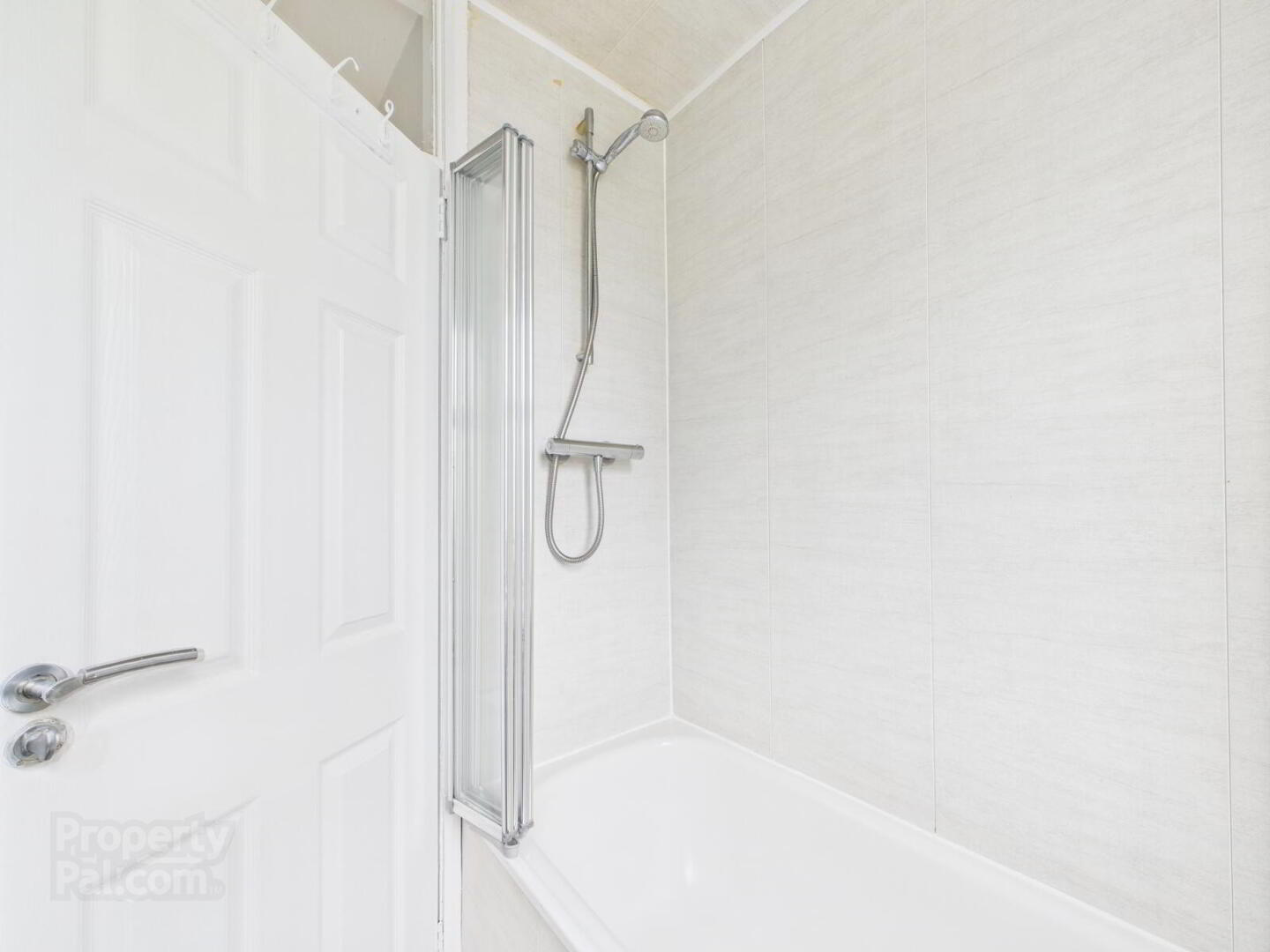 26b Abbots Cross, Newtownabbey 10 of 15