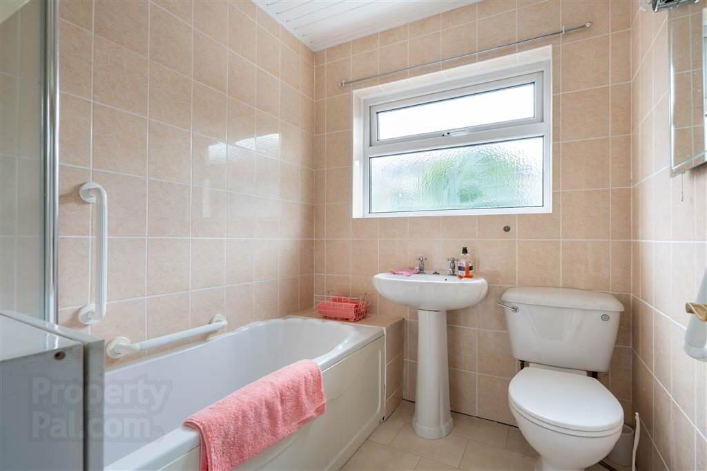 29 Grangegorm Drive 28 of 33