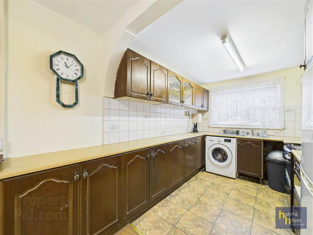 18 Cronin Park 5 of 14