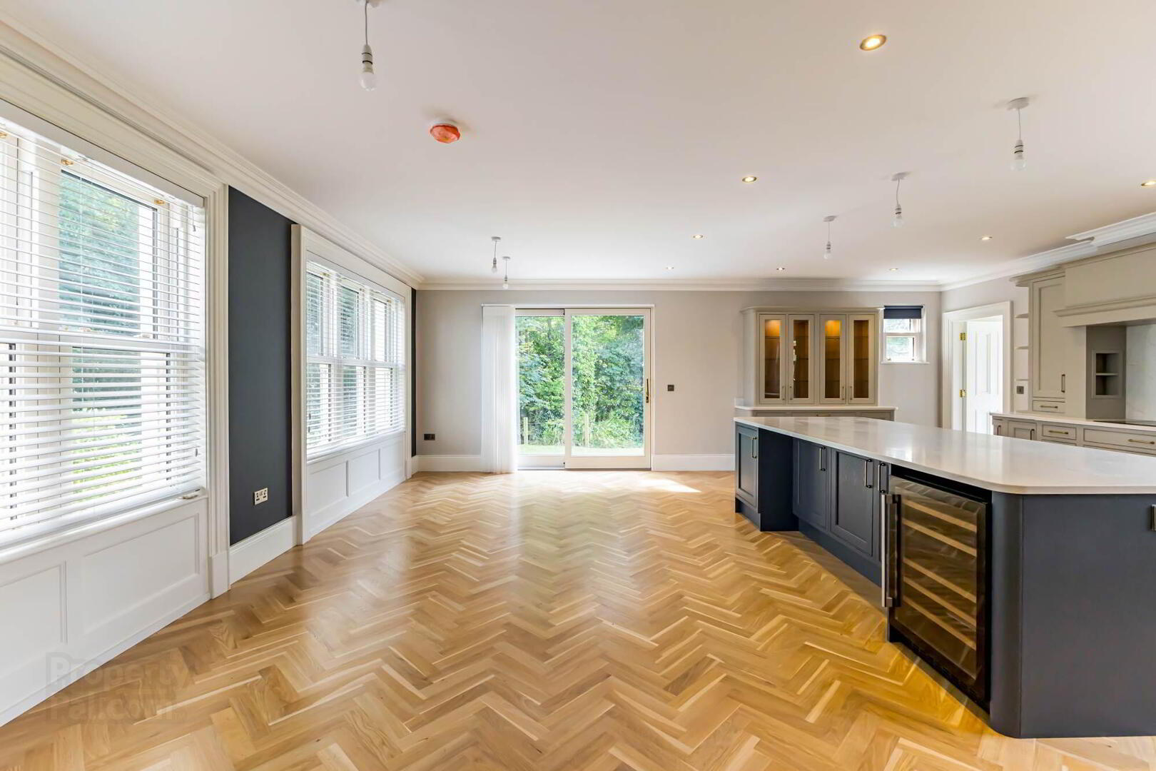 110 Shore Road 15 of 47