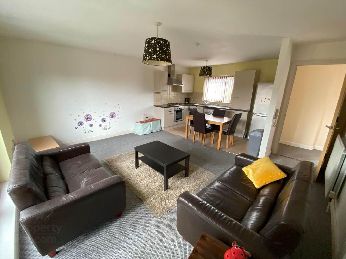 Apt 6 32, Chatsworth Street 6 of 12