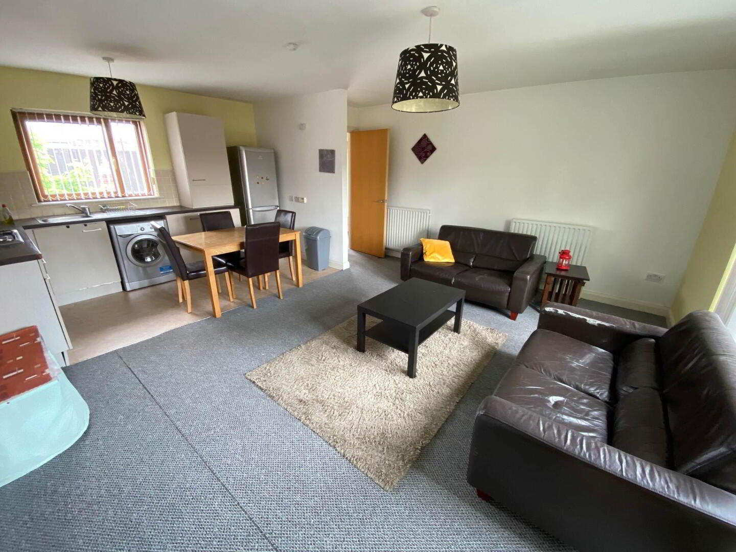Apt 6 32, Chatsworth Street 5 of 12