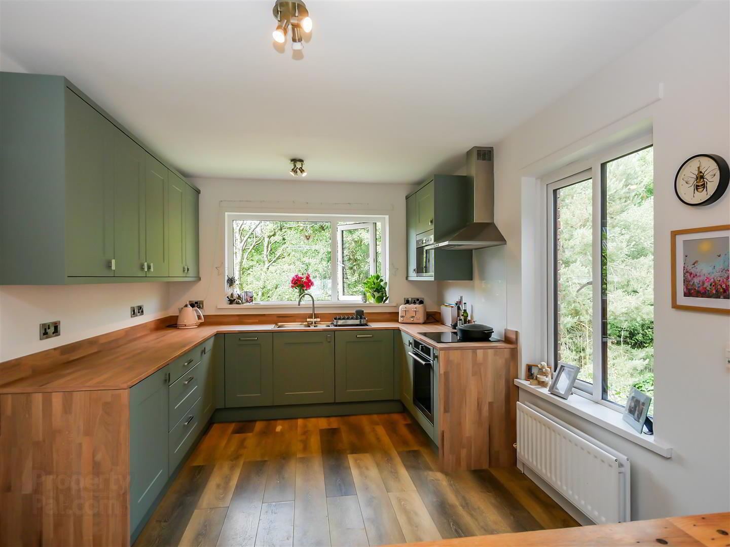 39 Beechwood Grove 10 of 33