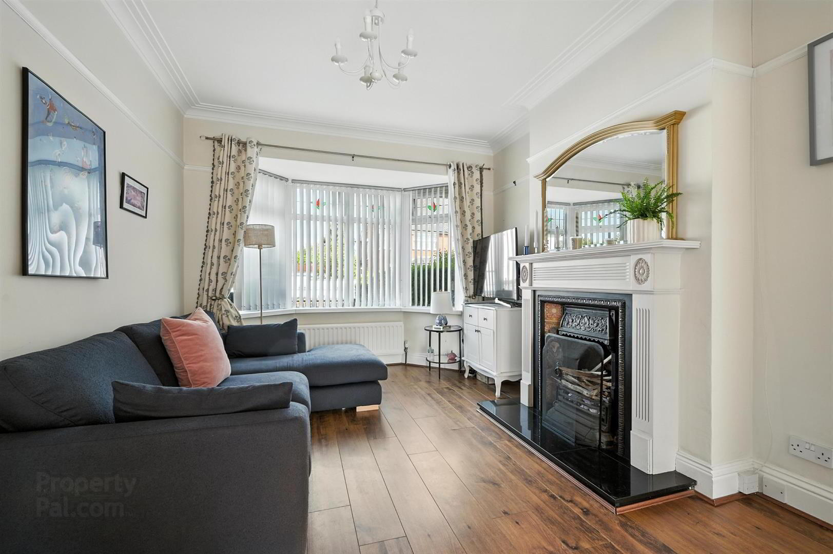 24 Locksley Gardens 5 of 22