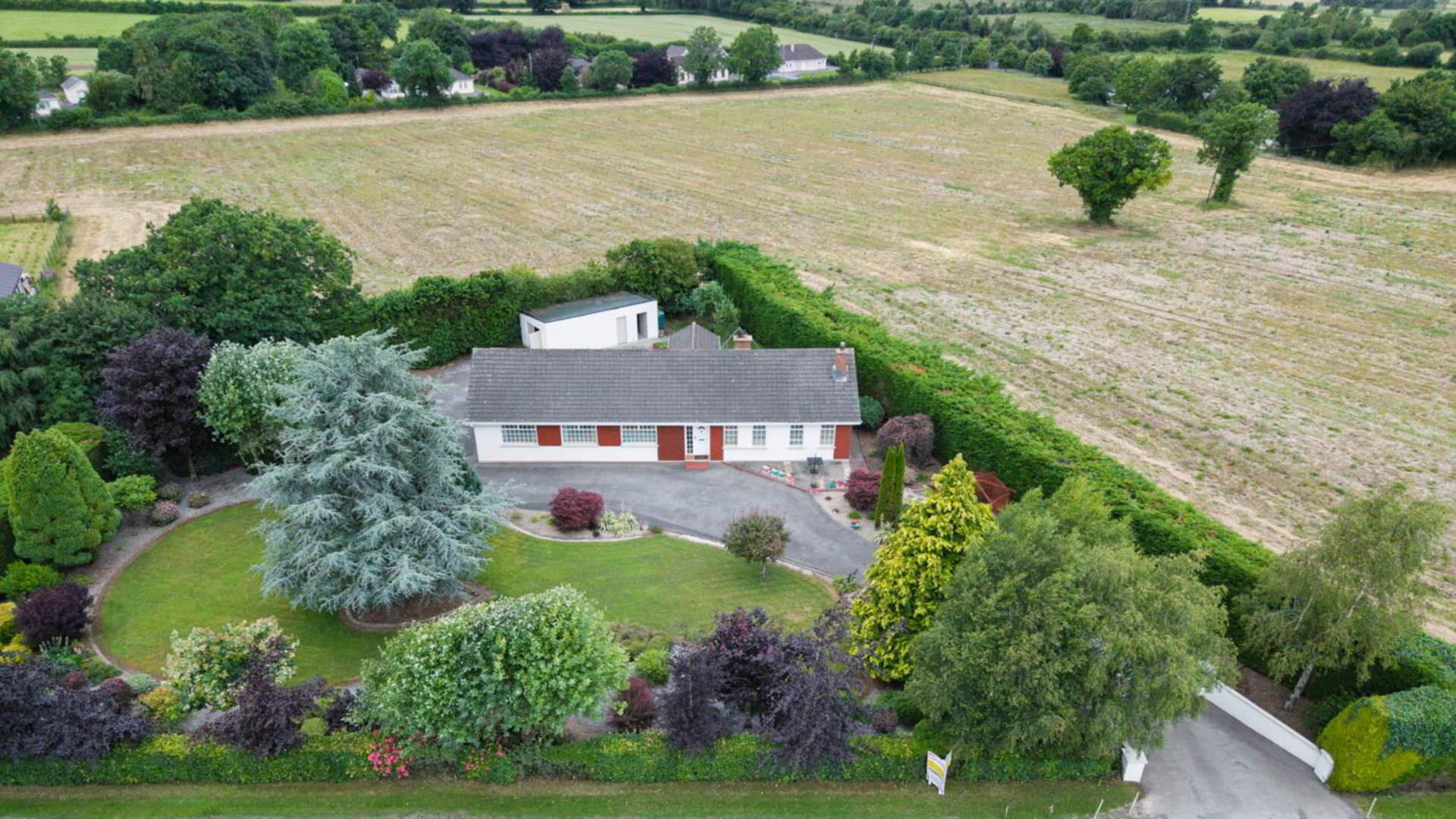 Bungalow, On 0.66 Acres 1 of 37