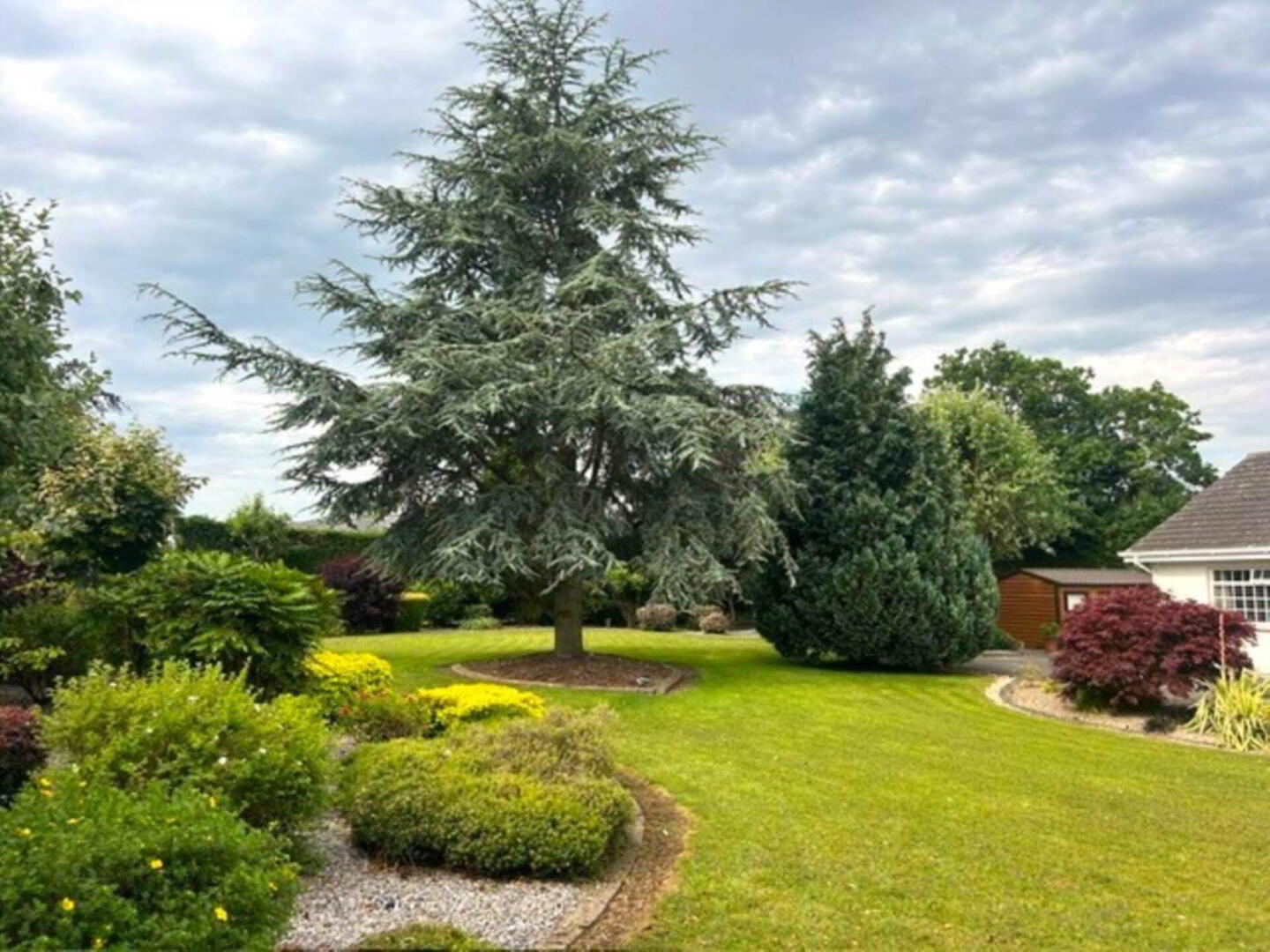 Bungalow, On 0.66 Acres 37 of 37