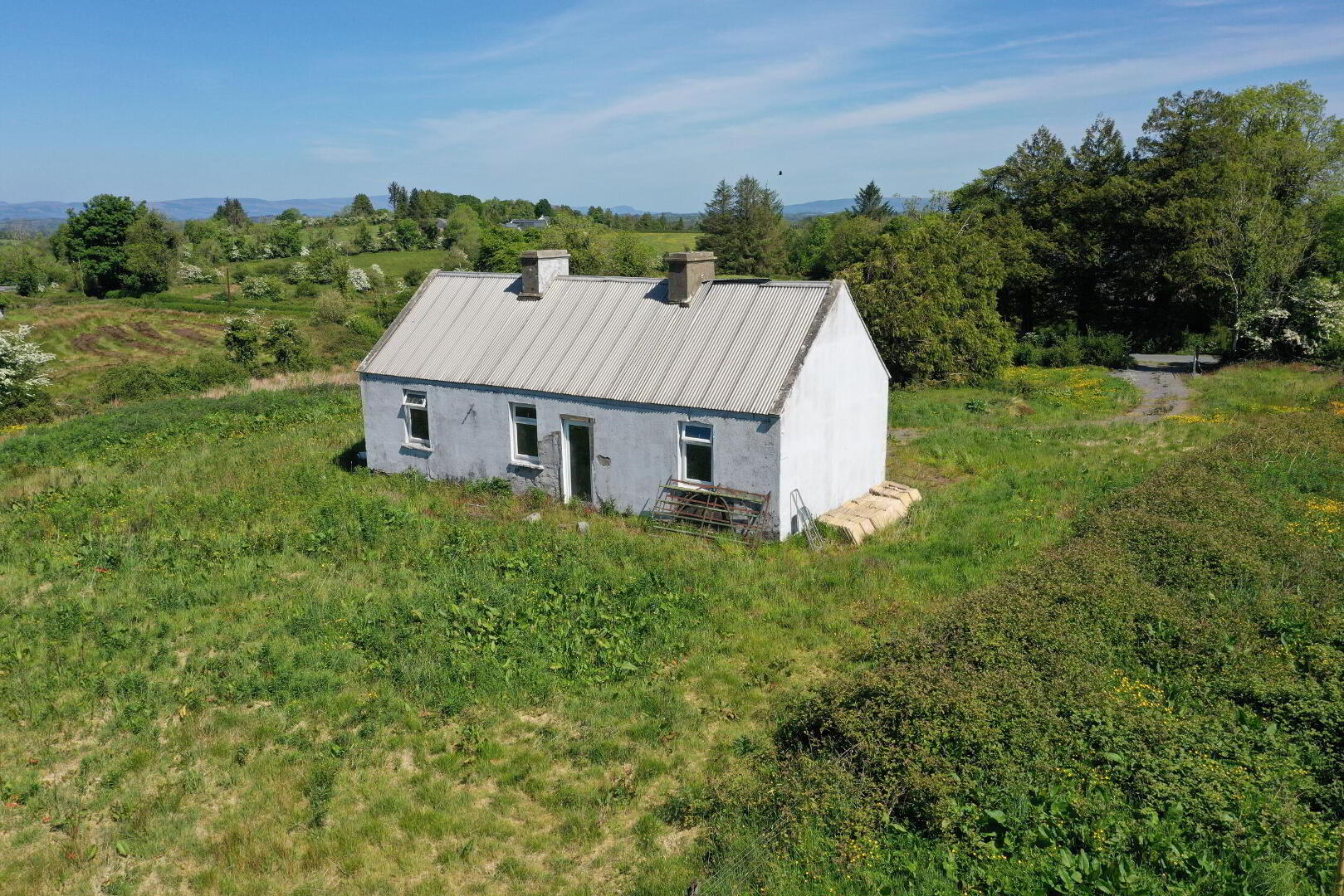 Lavender Cottage 4 of 25