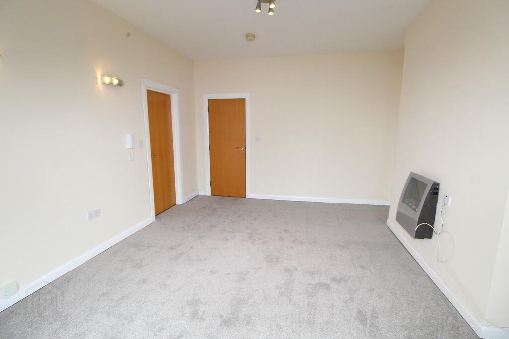 Flat 2, 30 Kansas Avenue 5 of 14