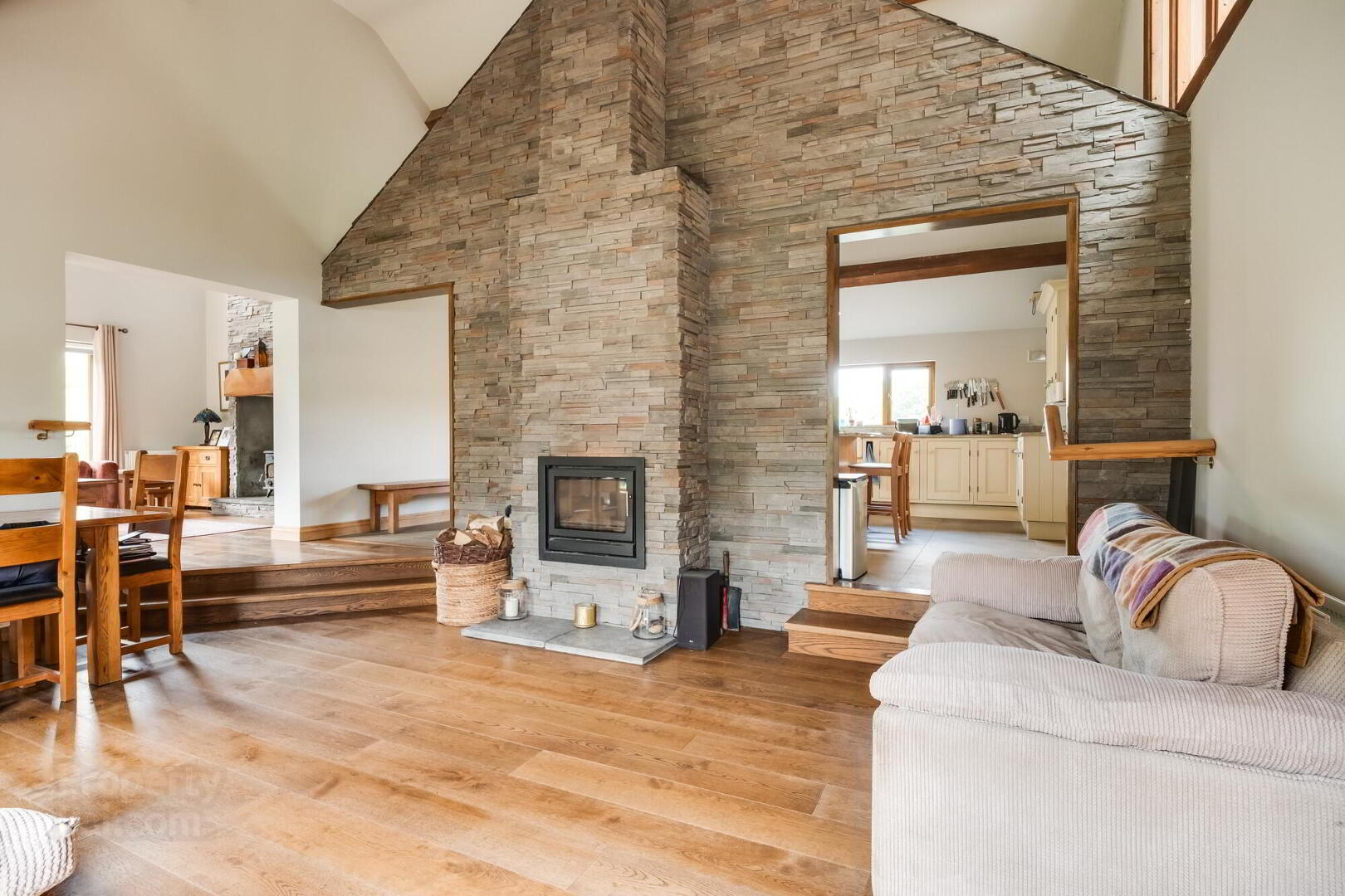 Honeysuckle House, 30 Derrynacrannog Road 5 of 34