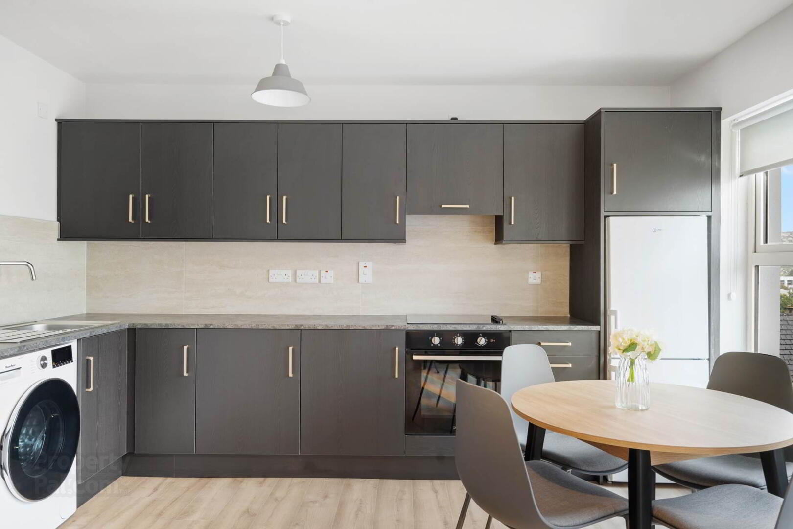 2 Bed Apartment 8 of 18