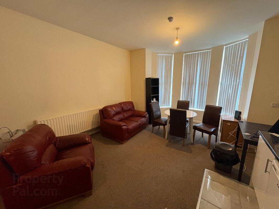 Apartment 1 103 Eglantine Avenue 7 of 8