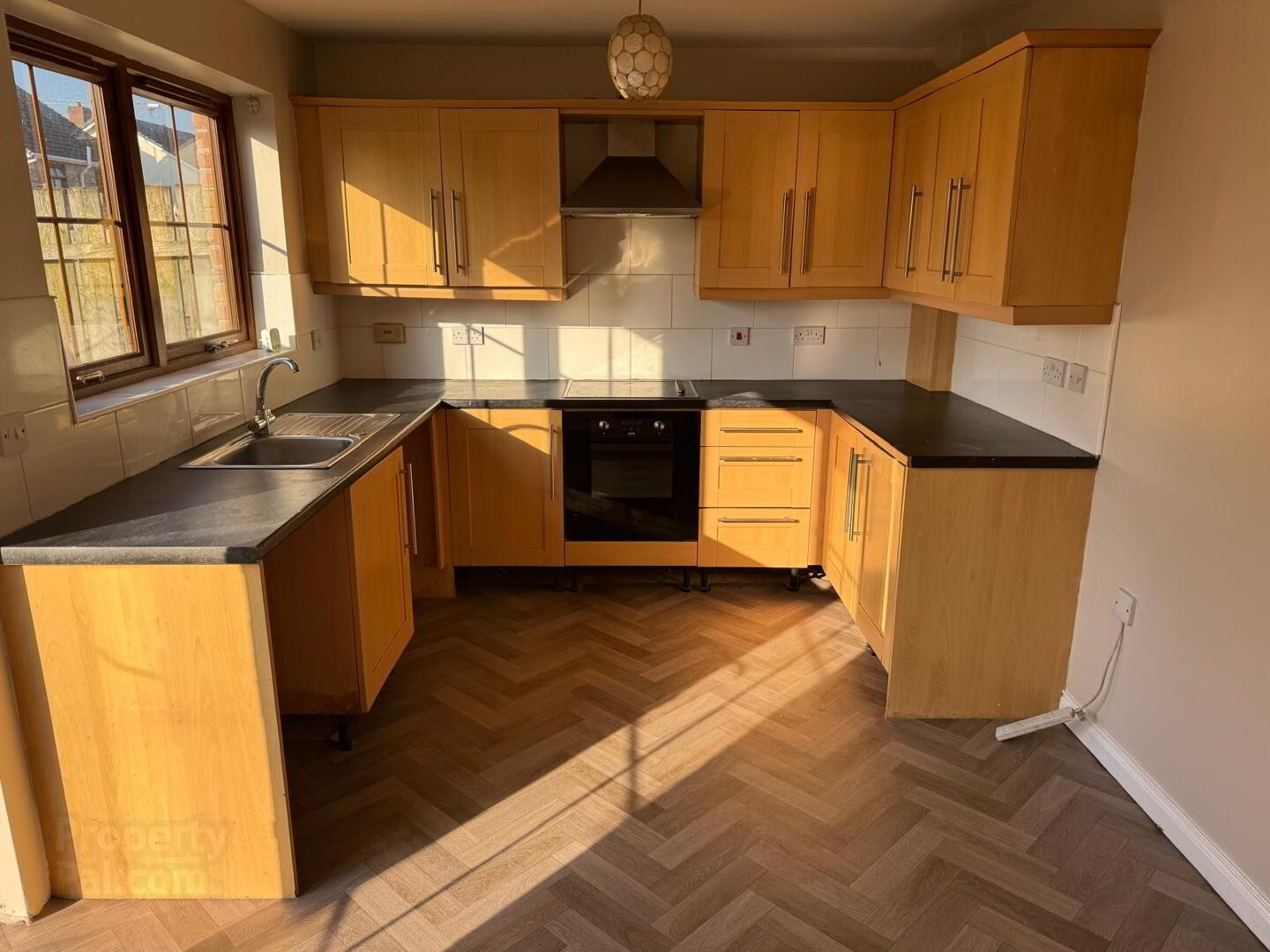 property description image
