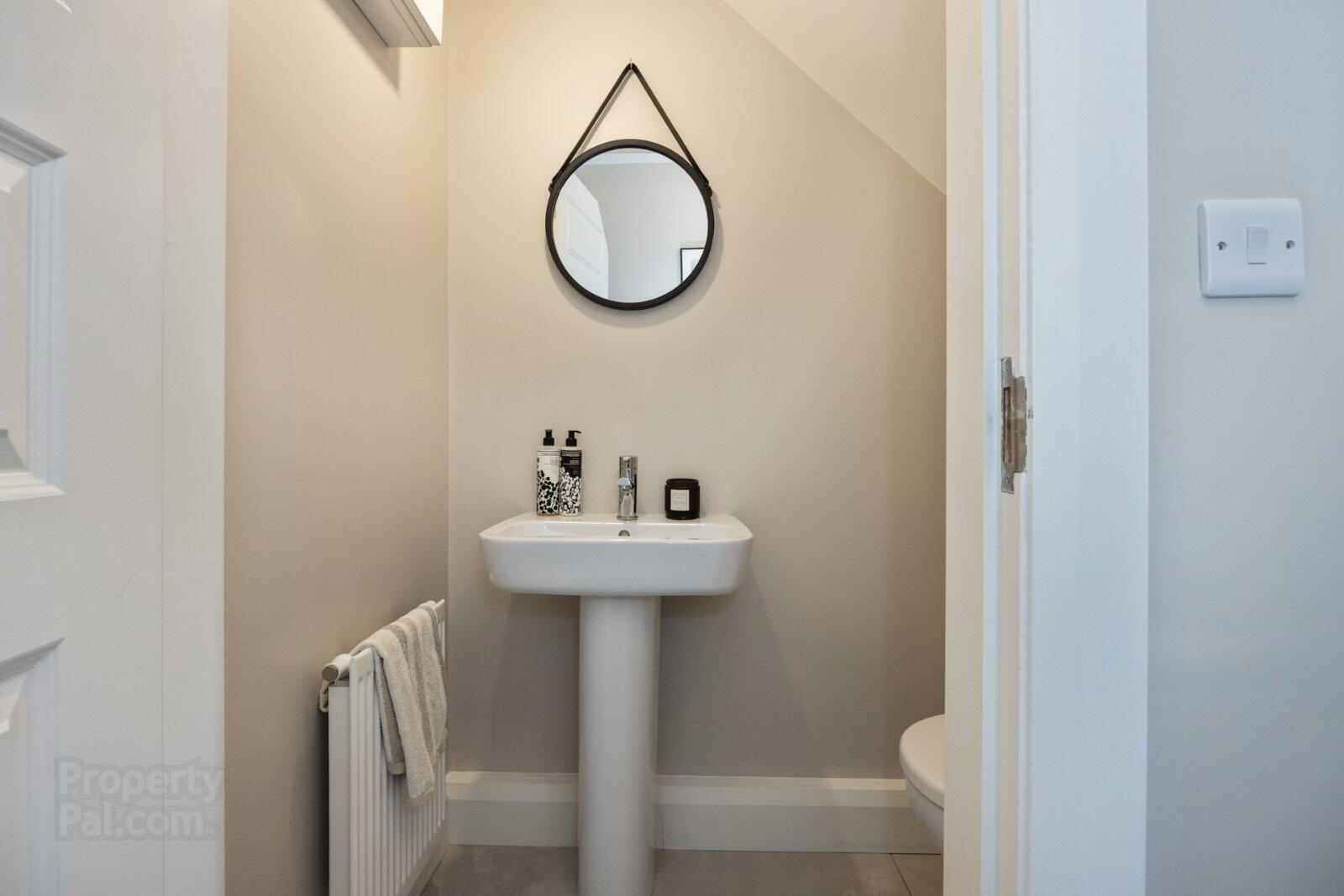 32 Huntingdon Hill 4 of 23