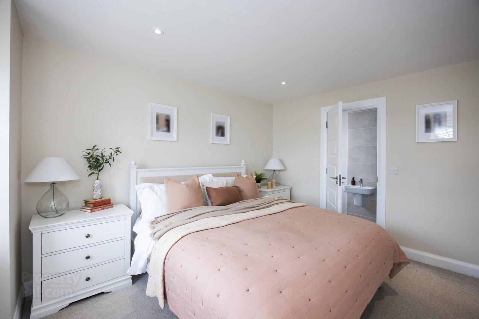 32 Huntingdon Hill 12 of 23