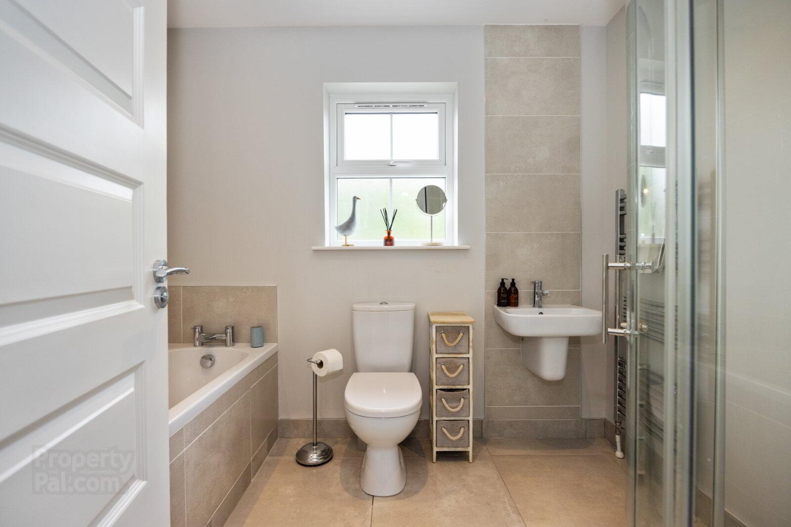 32 Huntingdon Hill 17 of 23