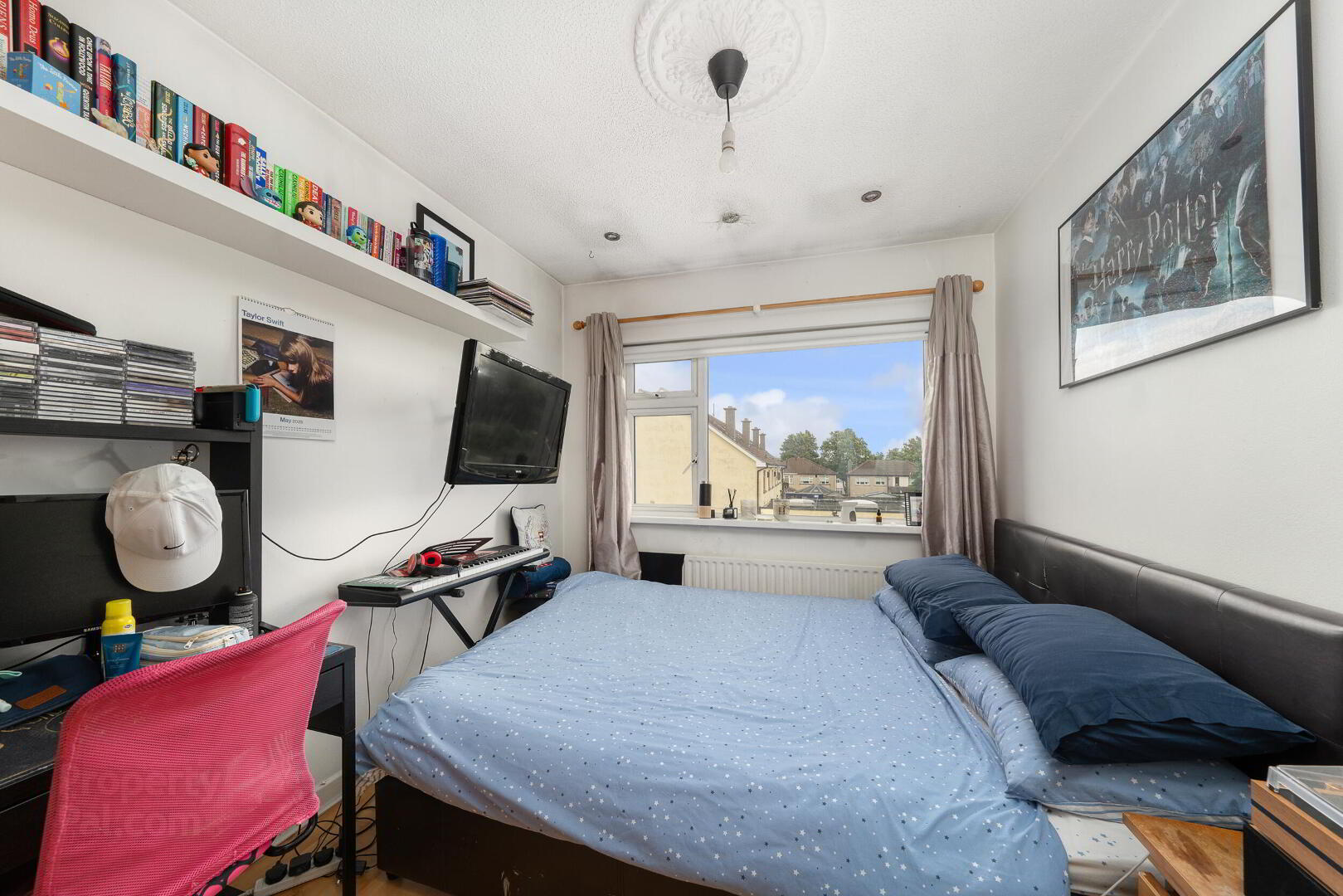 439 The Meadows East 14 of 22