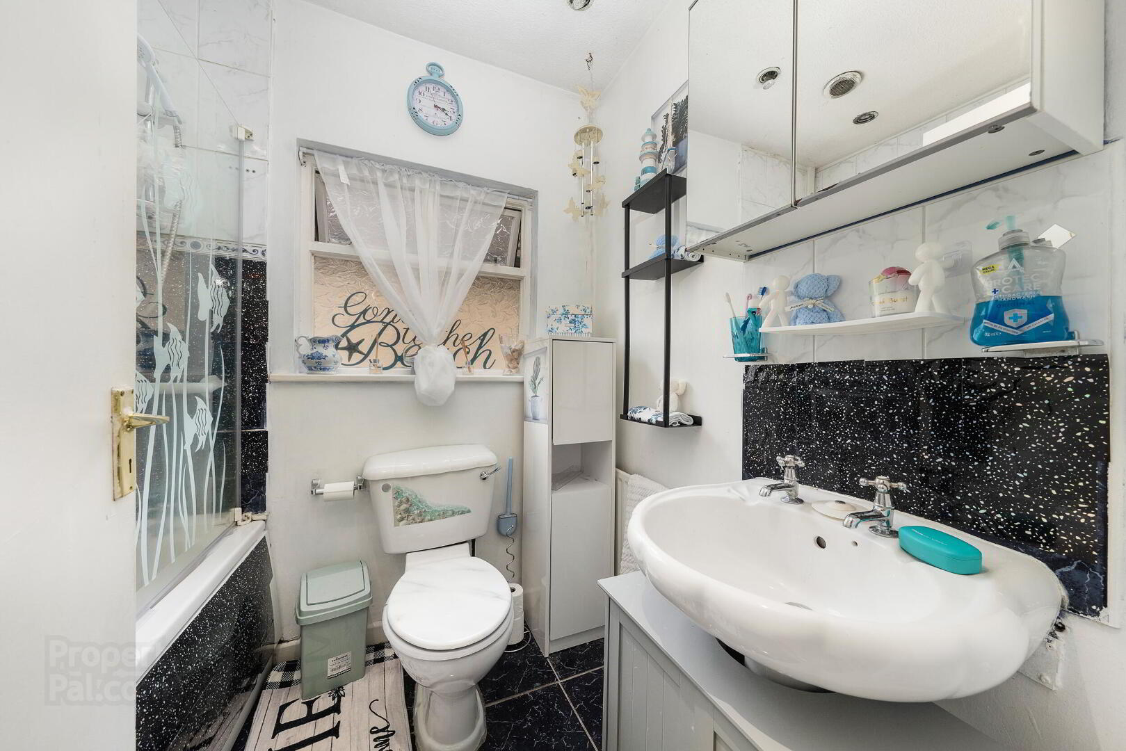 439 The Meadows East 17 of 22