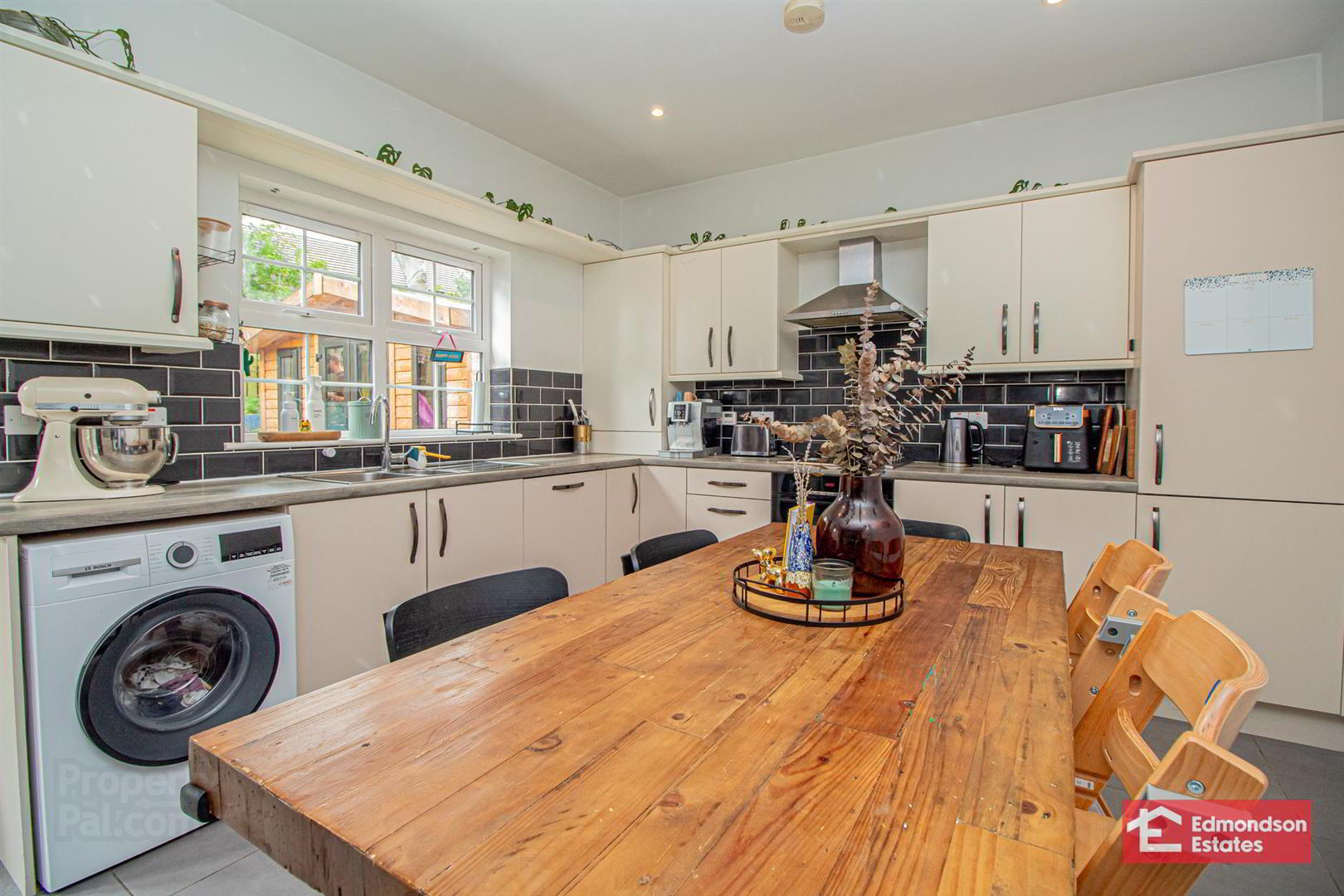 9 Beech Hill 10 of 31