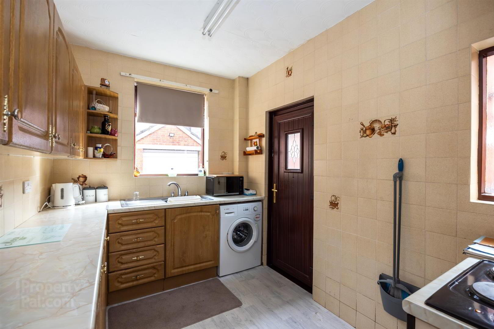 11 Abbeydale Gardens 9 of 20