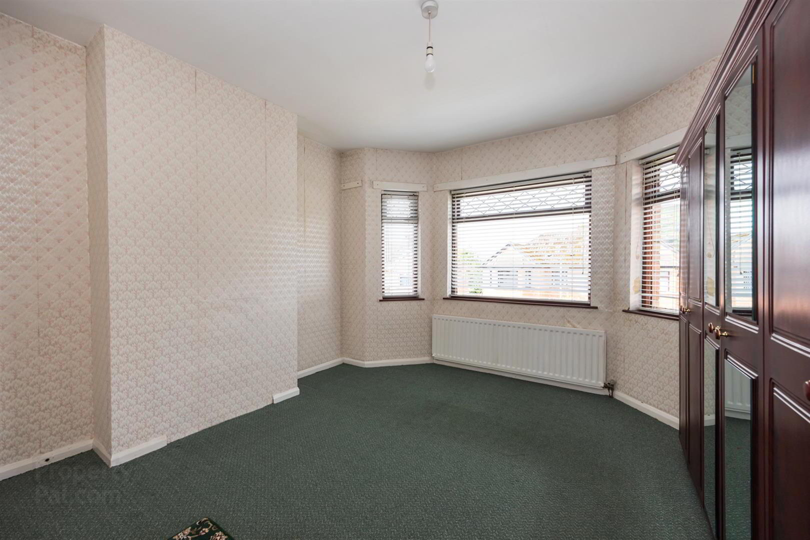11 Abbeydale Gardens 12 of 20