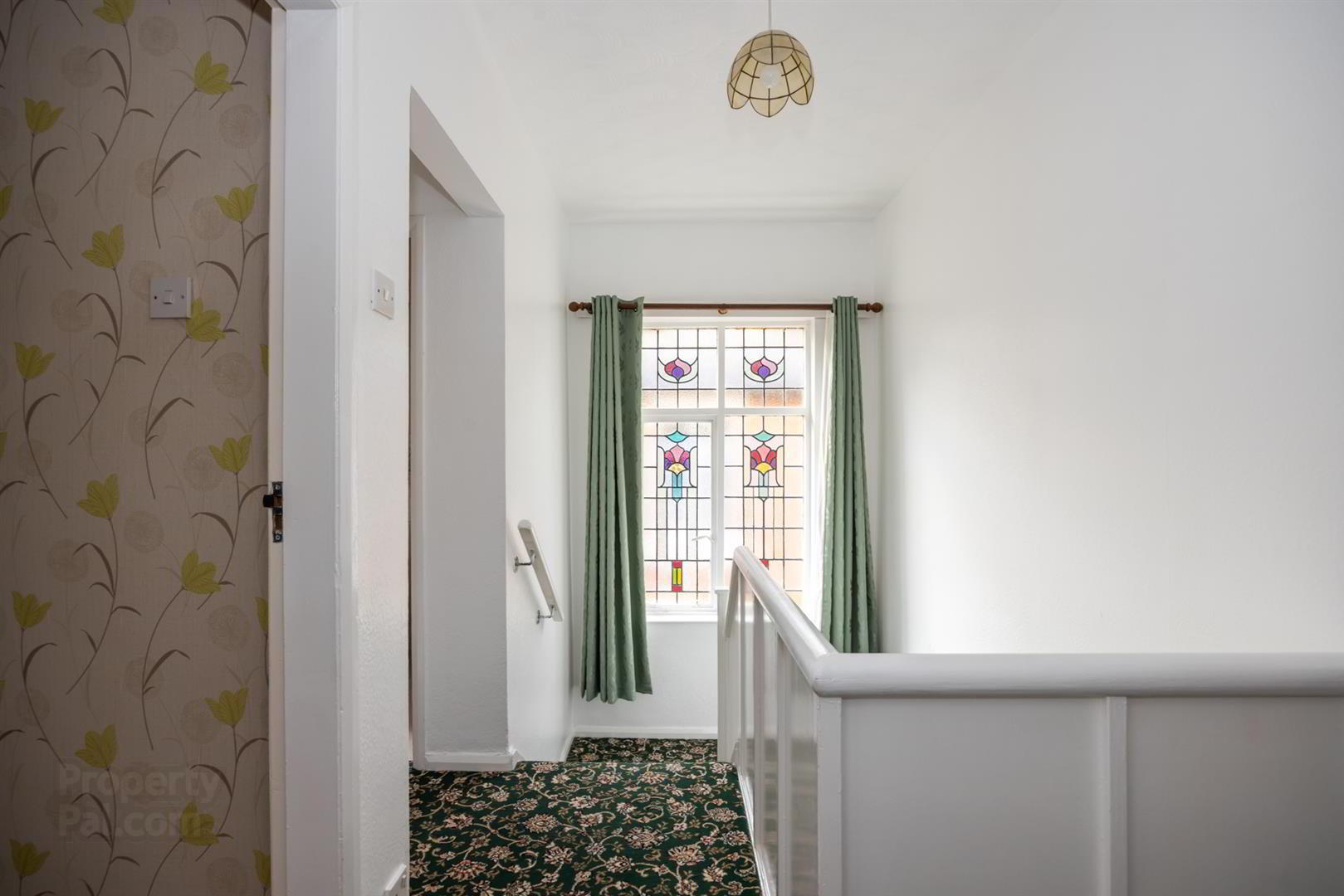 11 Abbeydale Gardens 11 of 20
