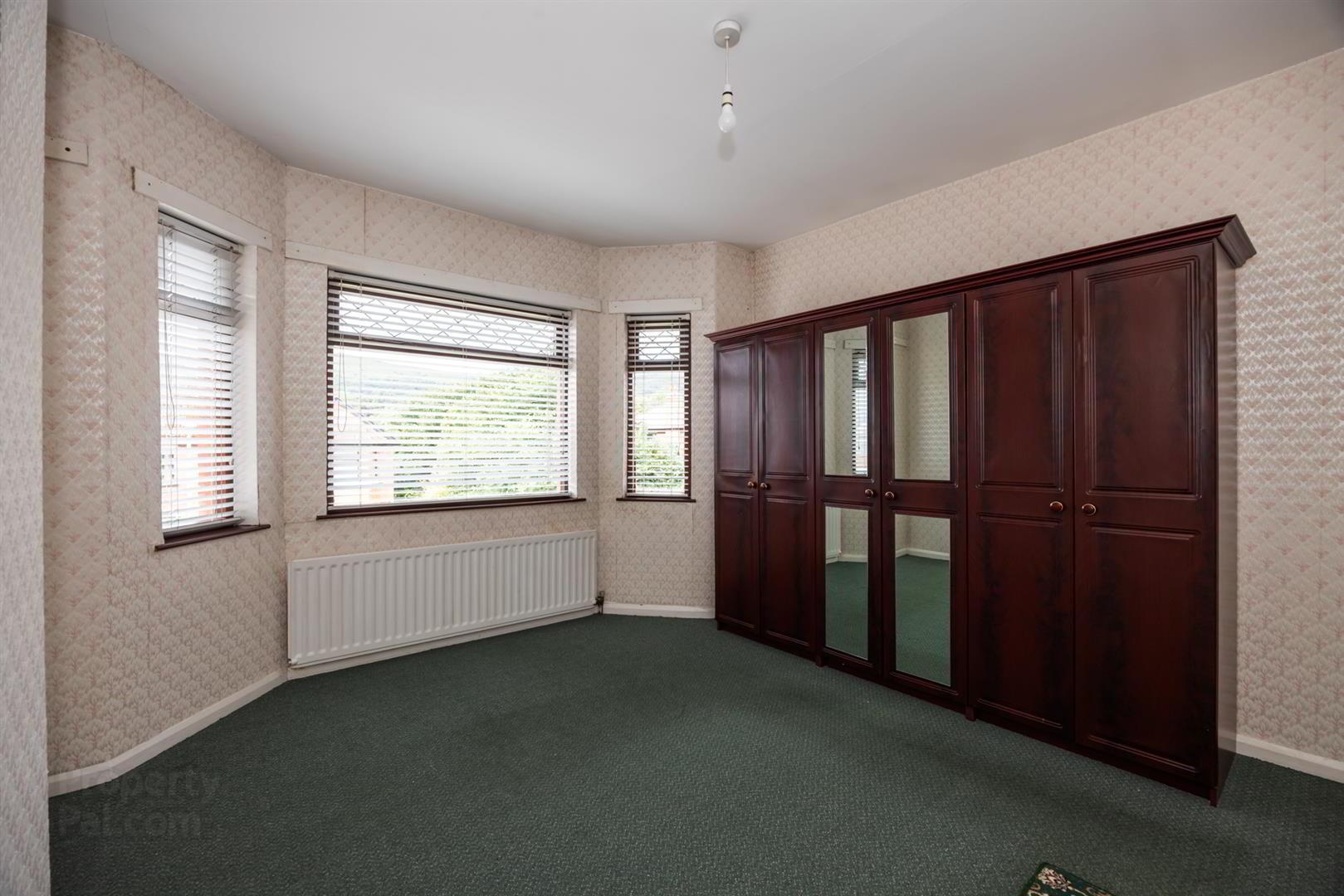 11 Abbeydale Gardens 13 of 20