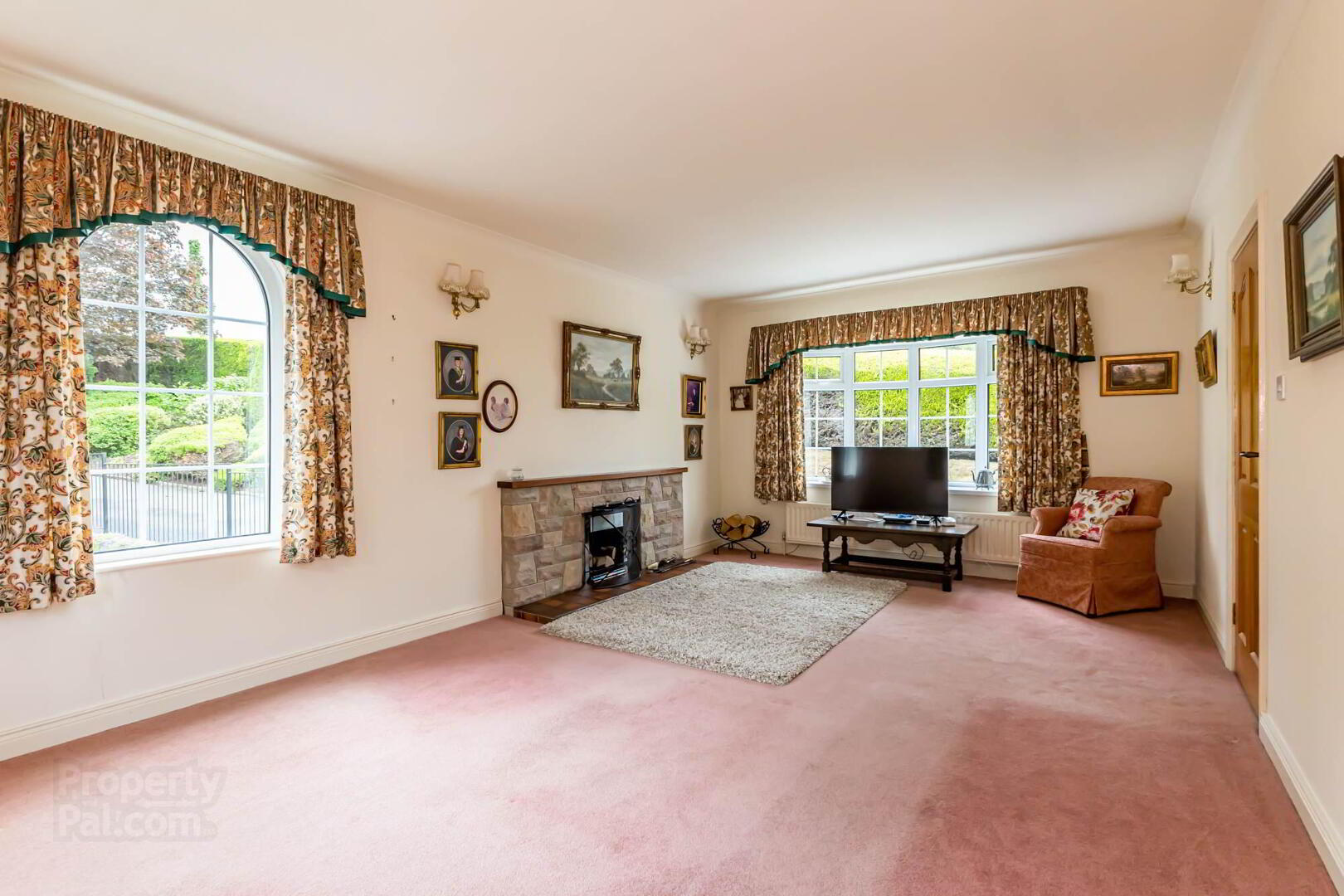 88 Ballycoan Road 4 of 24