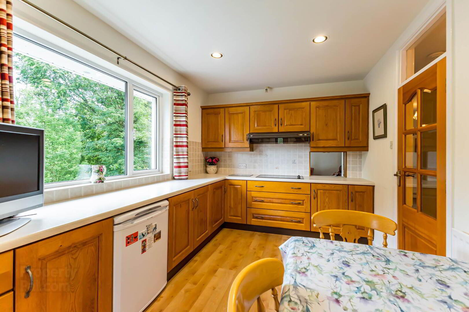 88 Ballycoan Road 7 of 24